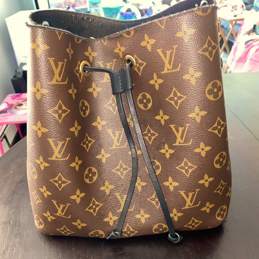 Louis Vuitton bucket bag